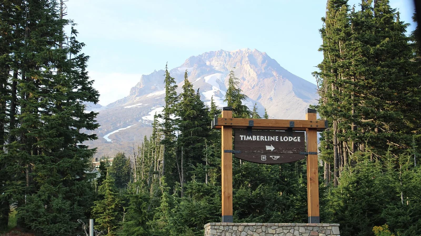 RV camping at Mount Hood / Timberline - Mountain near Portland Oregon with Skiing and Hiking