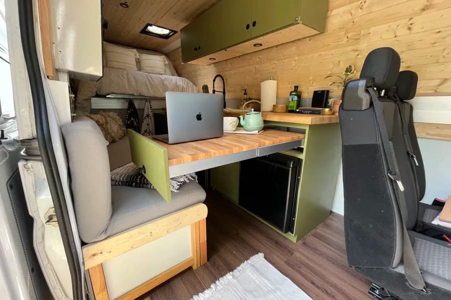 Family & Pet Friendly Sprinter Class B RV rental in Portland Oregon — exterior