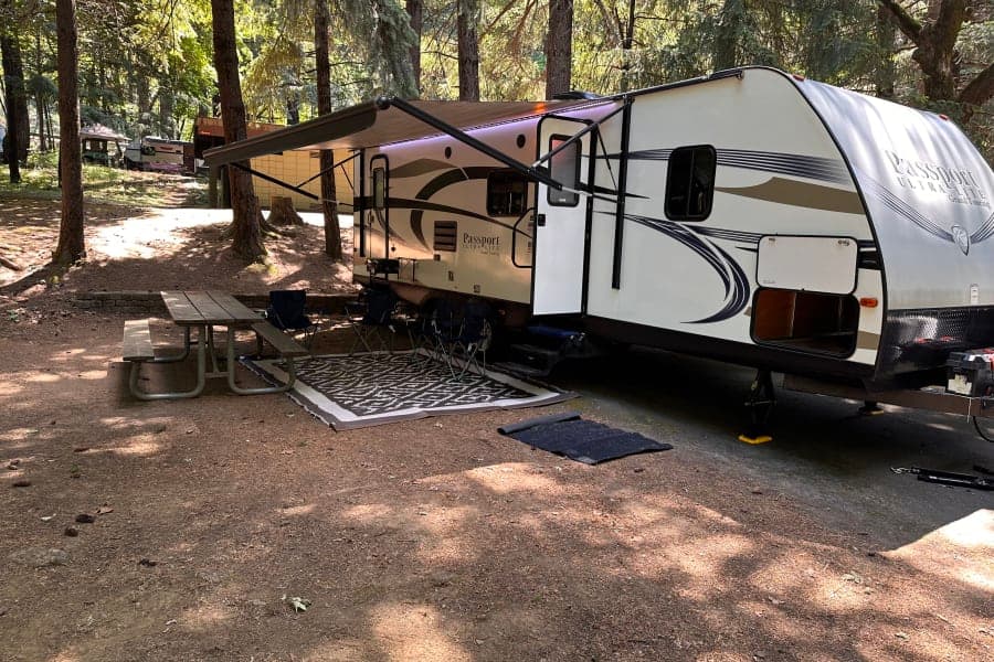 Keystone RV Passport Grand Touring Travel Trailer RV rental in Portland Oregon — exterior
