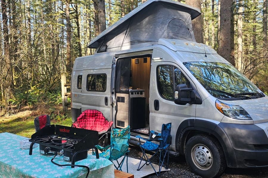 2022 Winnebago Solis 59P with 2000 watt off grid power Class B RV rental in Portland Oregon — exterior