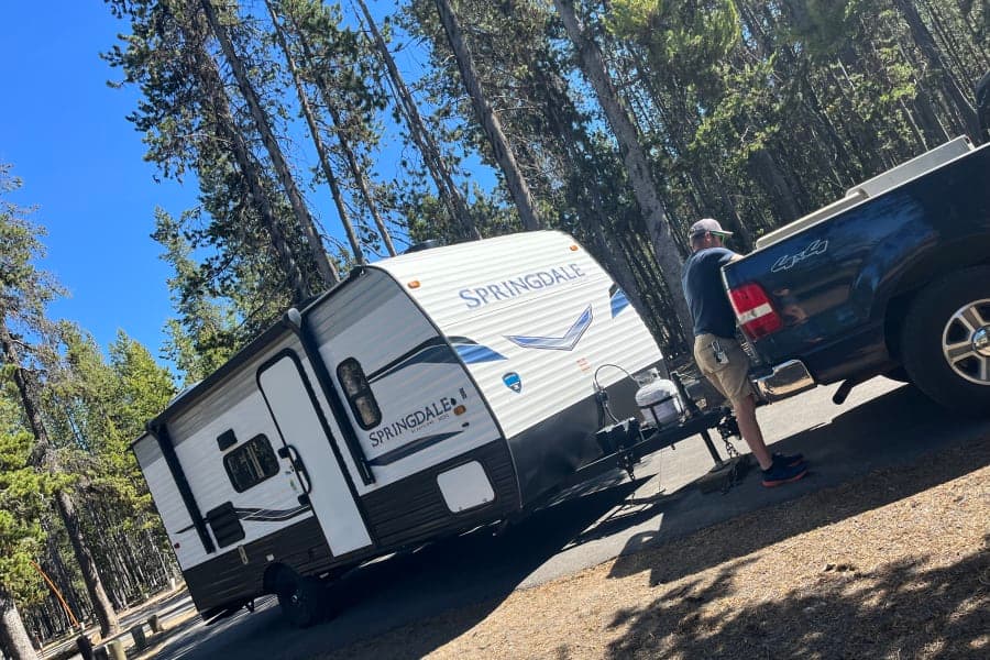 Well-Maintained, Clean & Cozy RV – Ready for Your Next Adventure! Travel Trailer RV rental in Portland Oregon — exterior