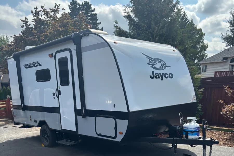 Brand New 2025 Jayco Jay Feather Air! Fun, Easy and Full of Adventure! Travel Trailer RV rental in Portland Oregon — exterior